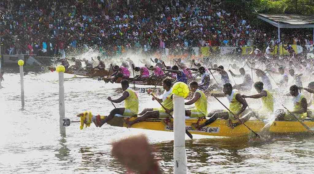 nehru trophy boat race in Alleppey in progress